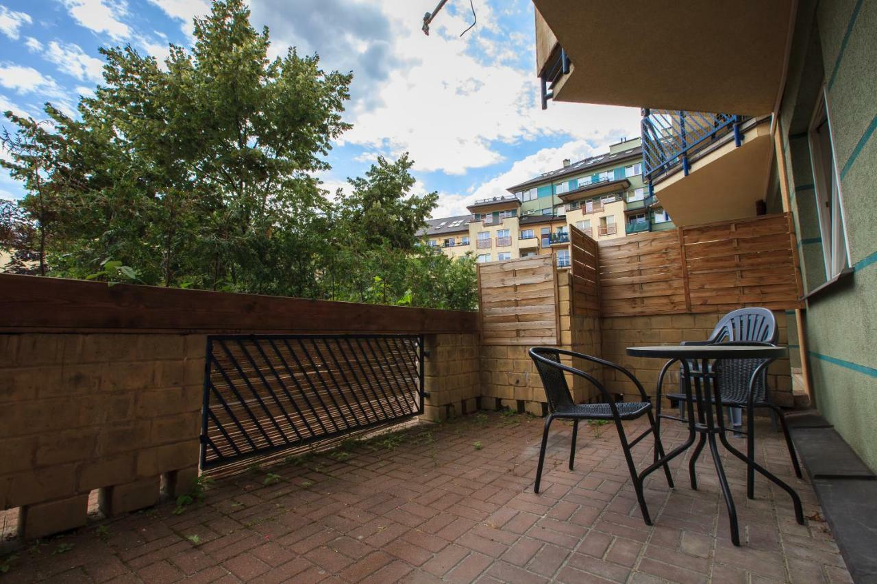 Green Kabaty Apartment 2 Варшава Номер фото
